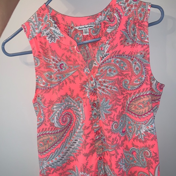 Cute summertime shirt - Picture 1 of 2